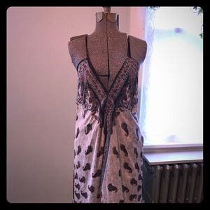 Summer paisley backless with straps dress